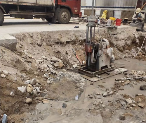 防城公路下沉压浆
